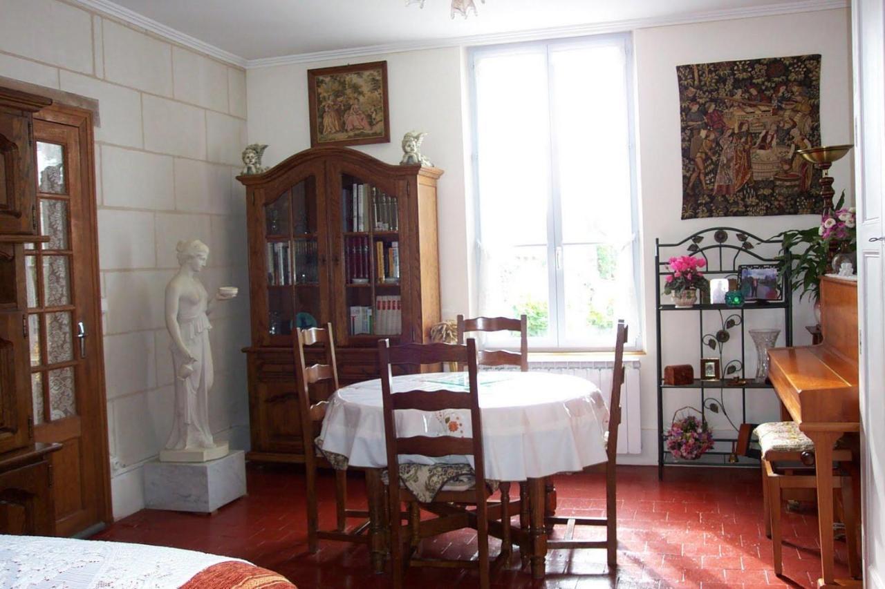 Valençay Les Charmes Bed & Breakfast エクステリア 写真